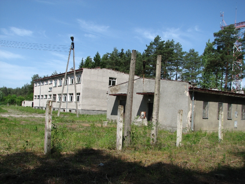 szymany8